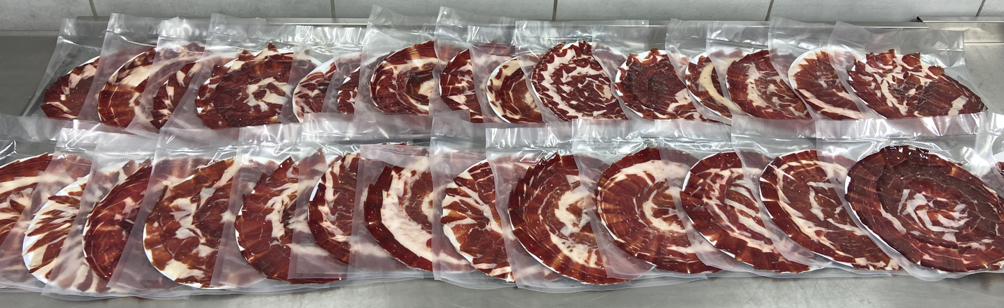 Kumpio pjaustymas ir pakavimas