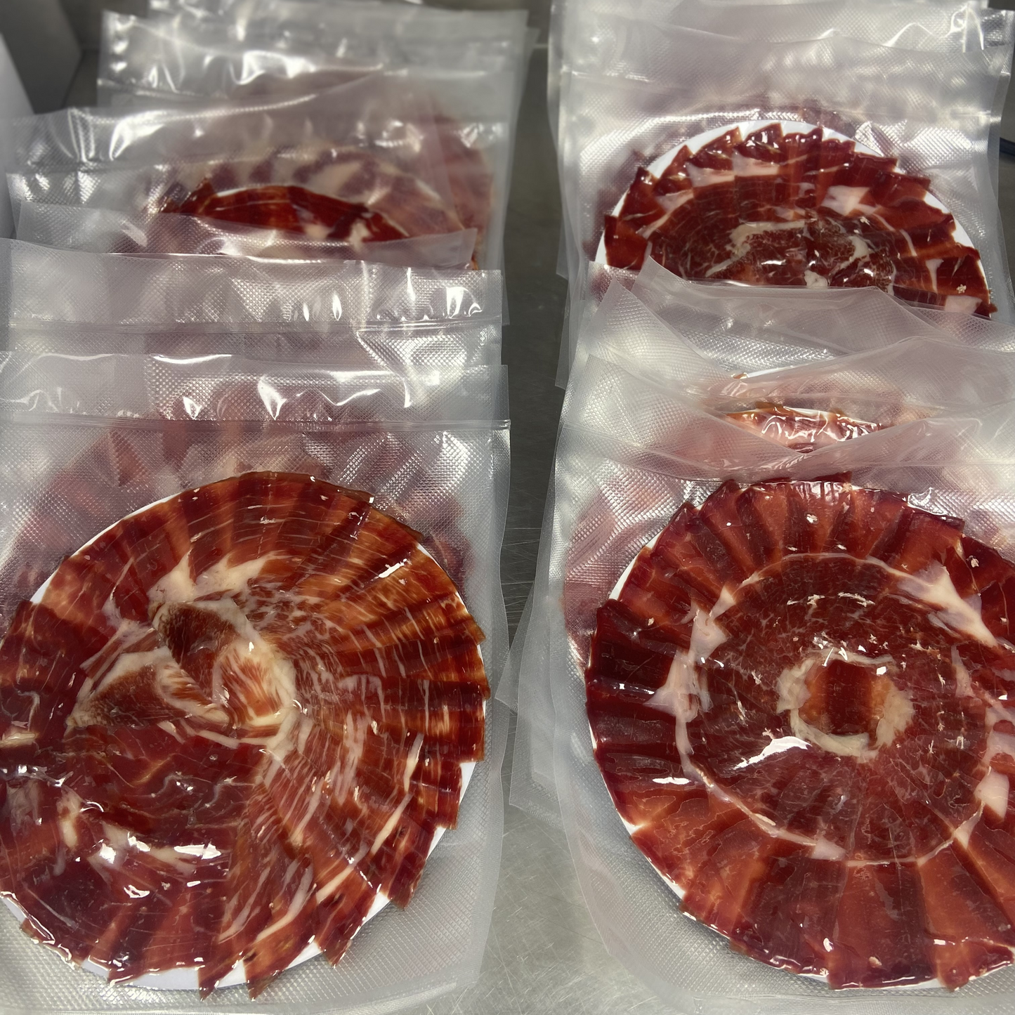 Kumpio pjaustymas ir pakavimas